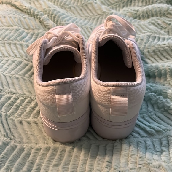 Adidas Bravada 2.0 Platform Sneaker - Picture 3 of 6